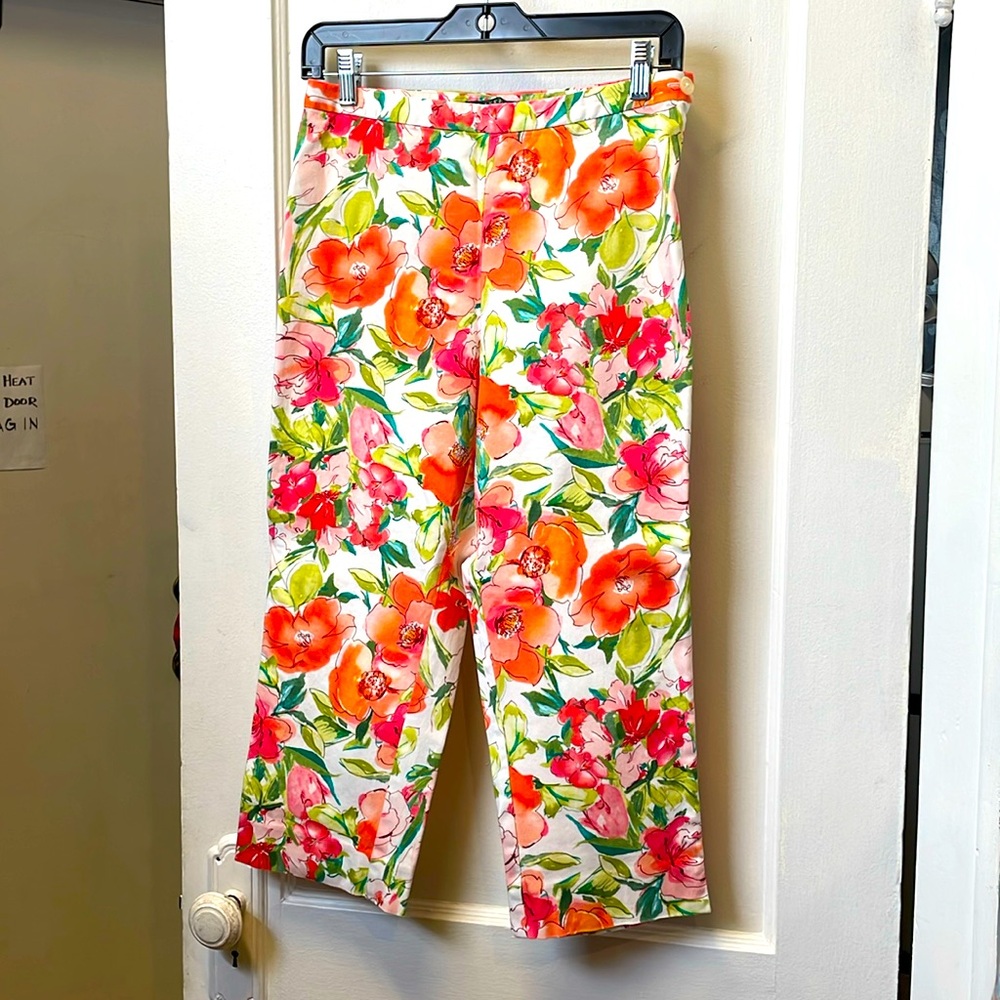 Capri pants
